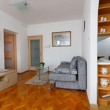 Adrijana 2 Apartamento
