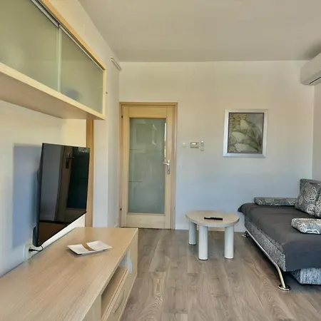 Adrijana 2 Appartement Krk Town
